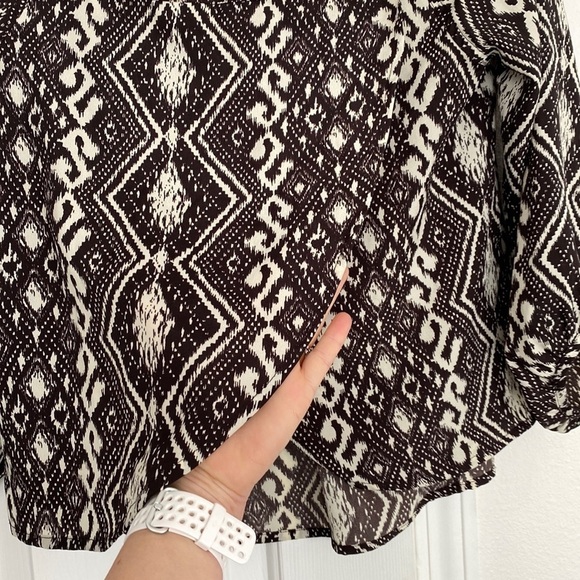 AEO pleasant top with ballon sleeves. - Picture 8 of 8